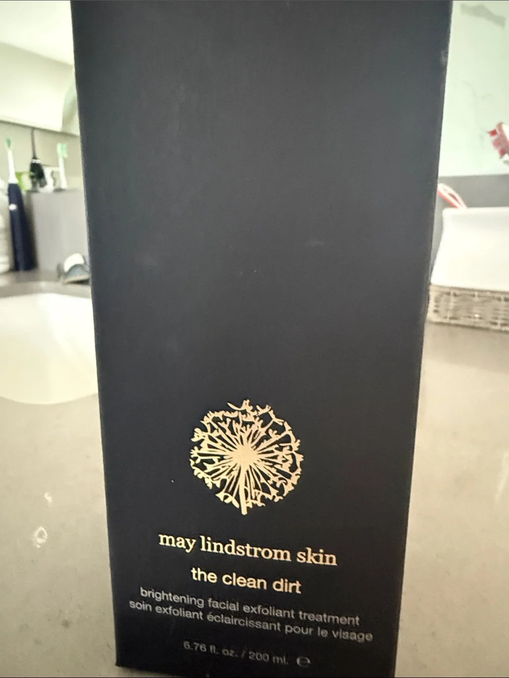 May Lindstrom Skin The Clean Dirt Brightening Exfoliant - Black